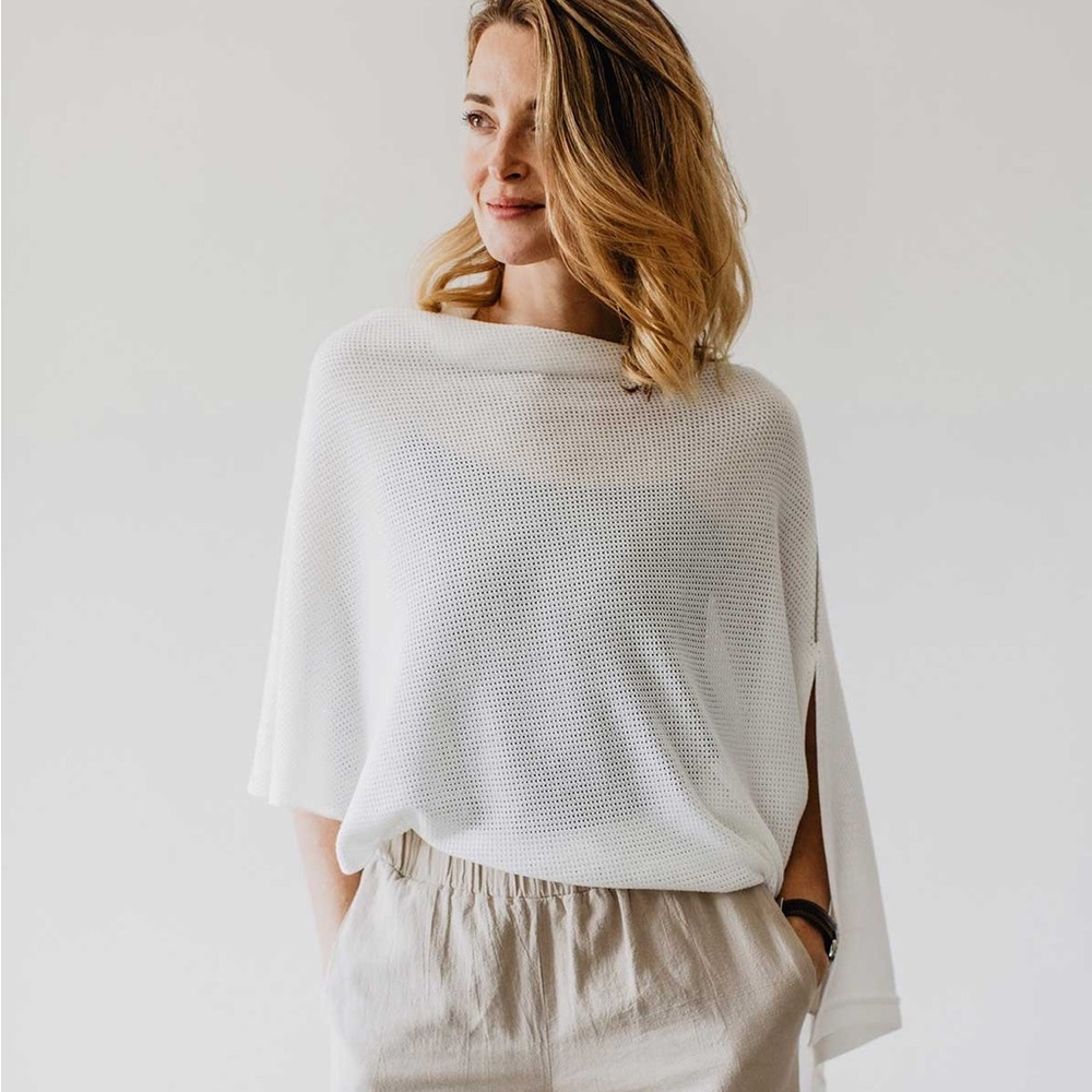 We Are Amma Nursing Cocoon in Ivory